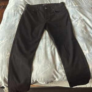 Amiri Men’s skinny jeans. Size 33.